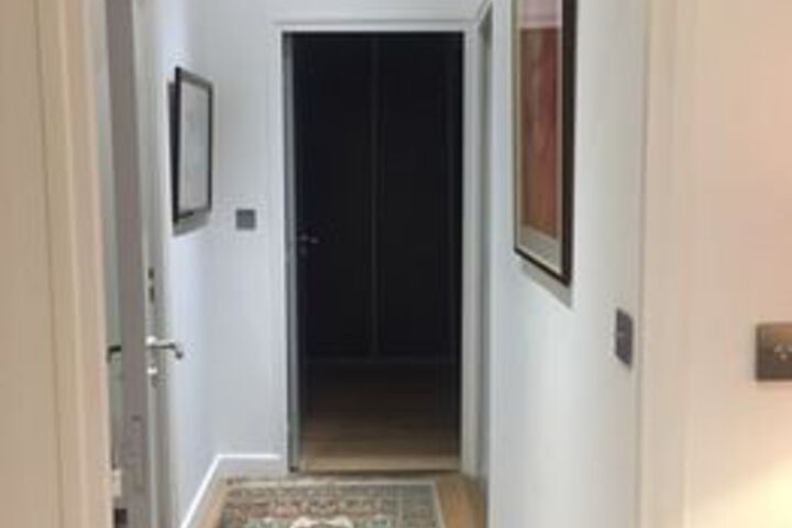 Room 12 of 16