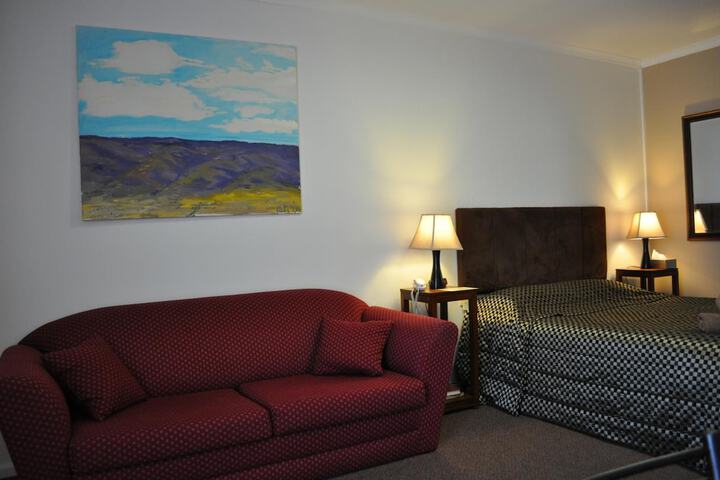 Room 12 of 29