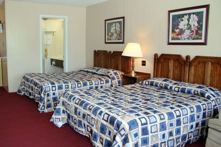 Room 4 of 19