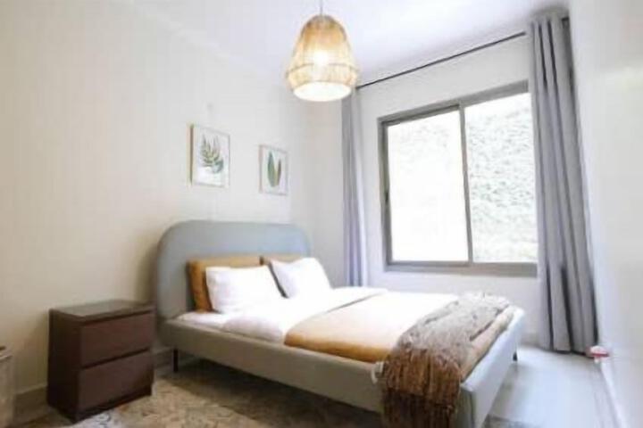 Room 40 of 51