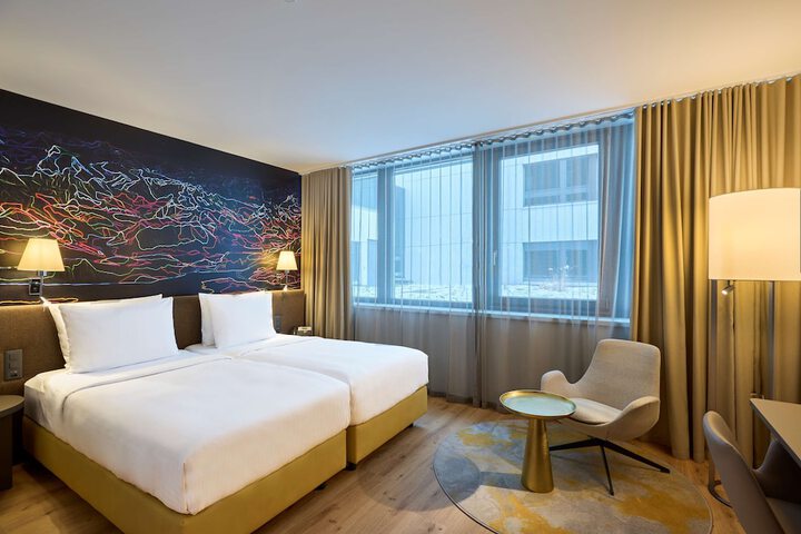 Room 51 of 289
