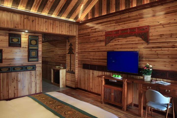 Room 6 of 53