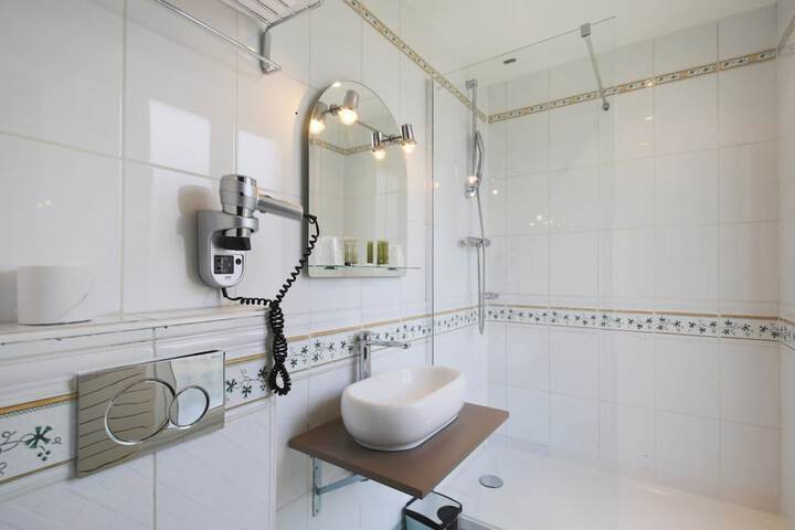 Bathroom Vanities