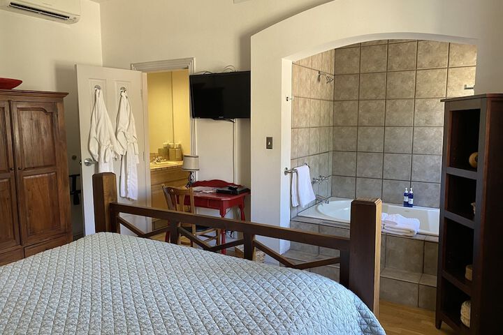 Room 26 of 49