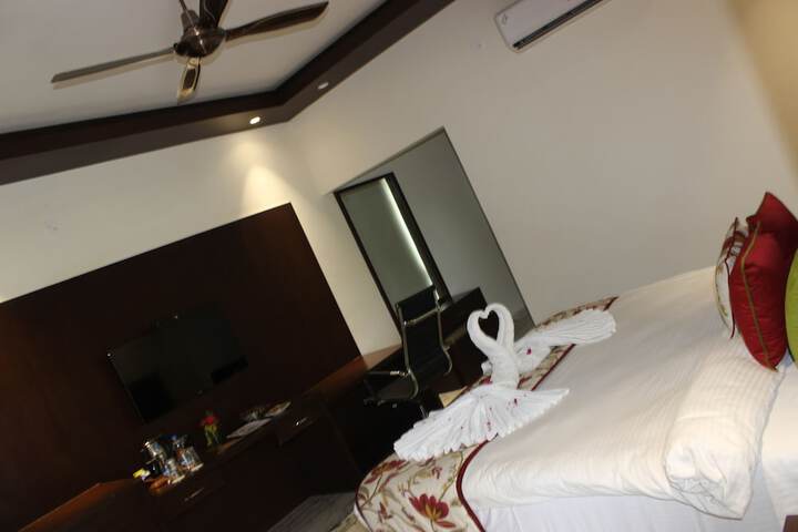 Room 36 of 101