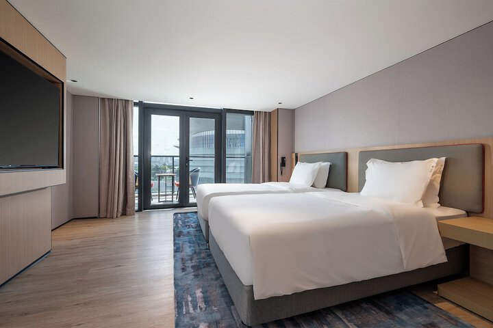 Room 40 of 73