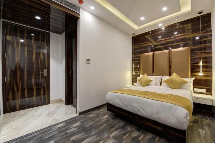Room 13 of 41