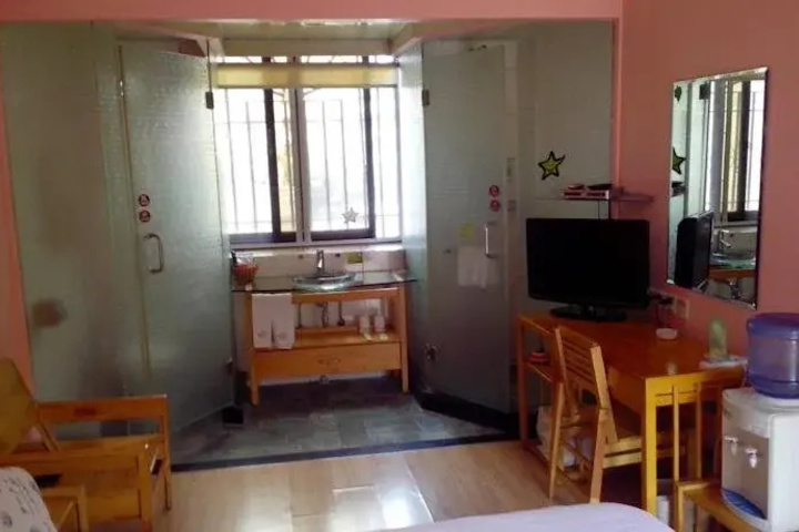 Room 7 of 26