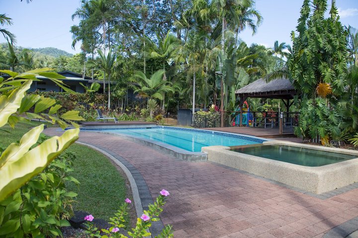 Pool 59 of 63