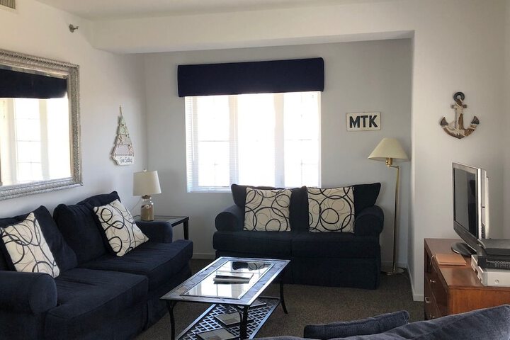 Room 129 of 237