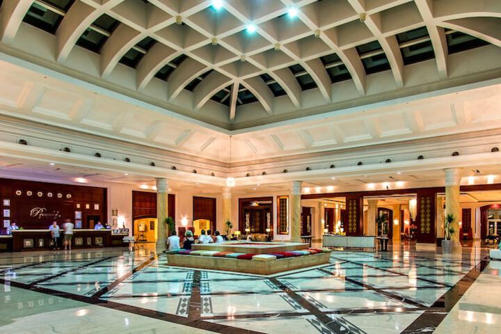 Hotel Interior 4 of 162