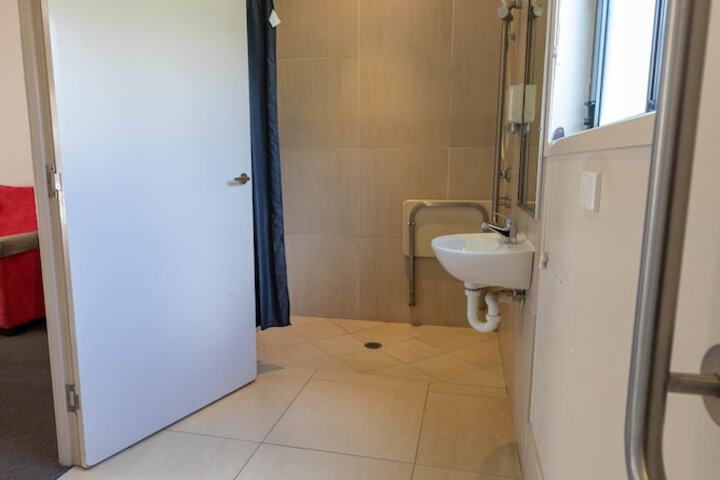 Room 44 of 62