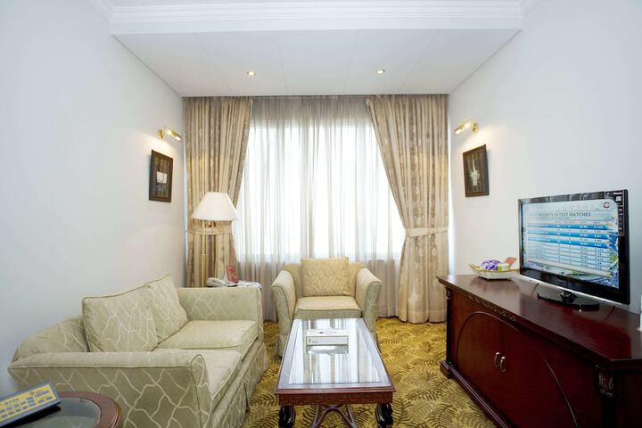 Room 76 of 258