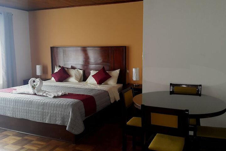 Room 7 of 39