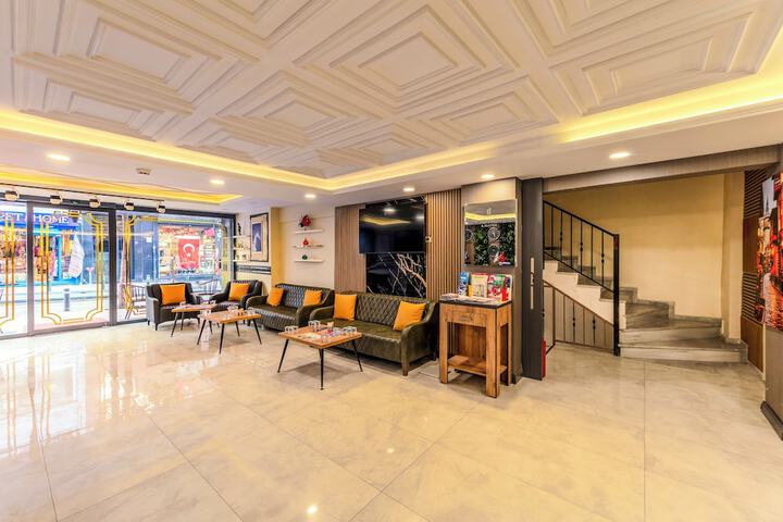 Hotel Interior 2 of 170
