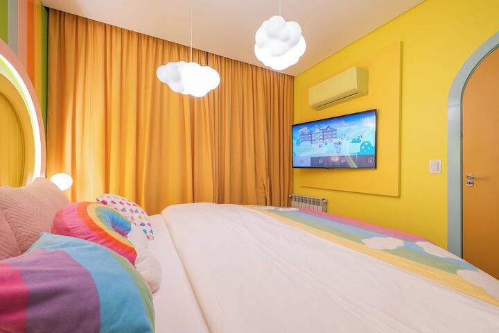 Room 55 of 75