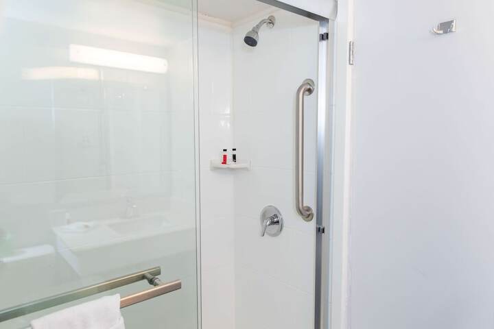 Clean Restrooms