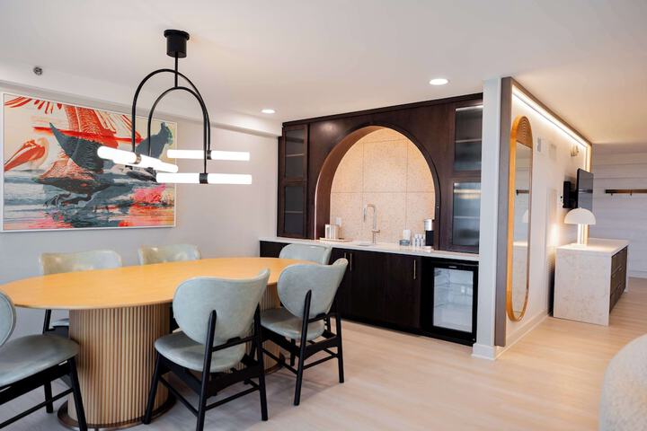 Private kitchenette