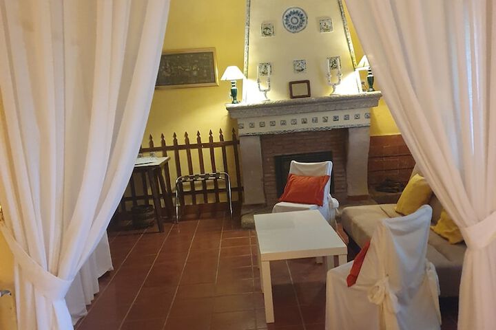 Room 9 of 26