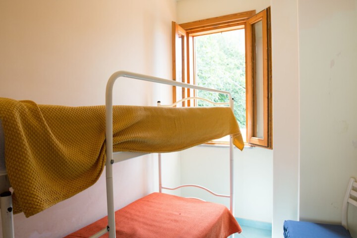 Room 2 of 43
