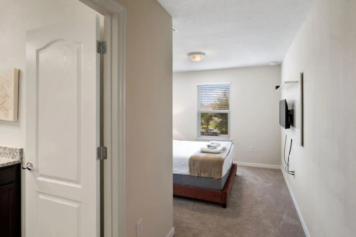 Room 2 of 21