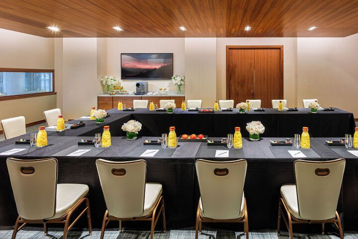 Meeting facility