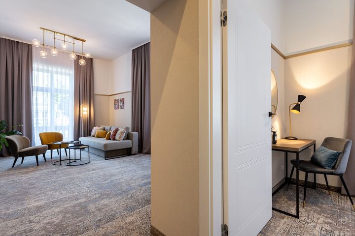 Room 13 of 55