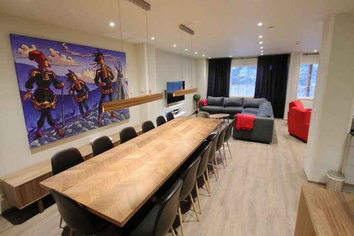 Room 40 of 99