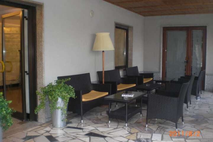 Terrace/Patio 41 of 44