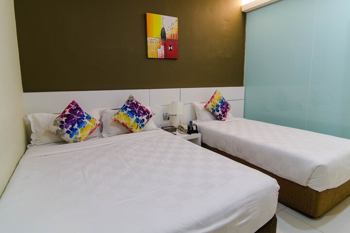 Room 14 of 39