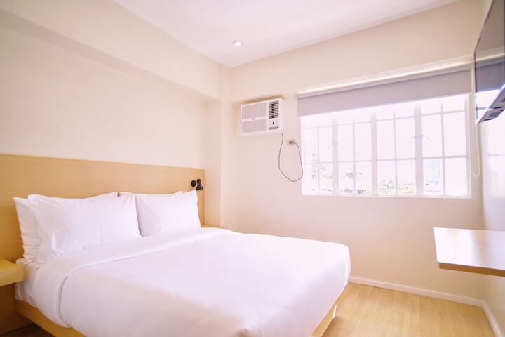 Room 5 of 37