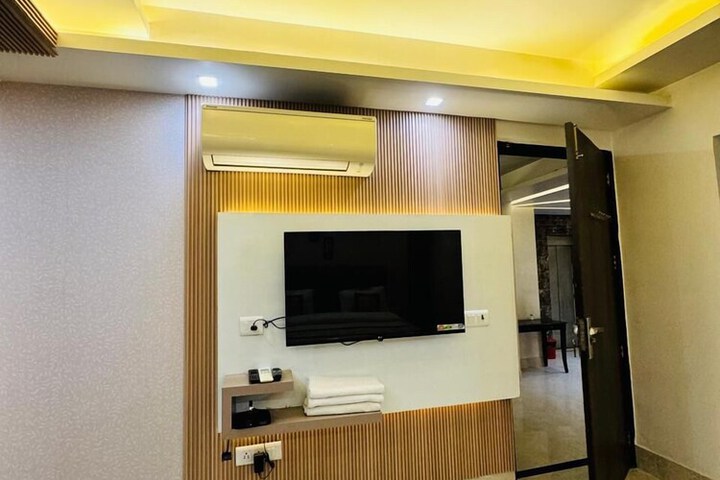 Room 14 of 79