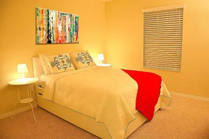Room 3 of 21