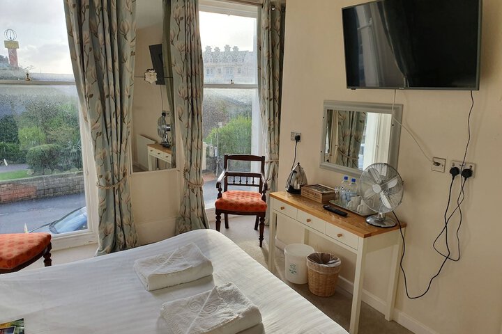 Room 54 of 93