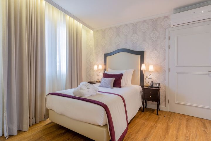 Room 10 of 67