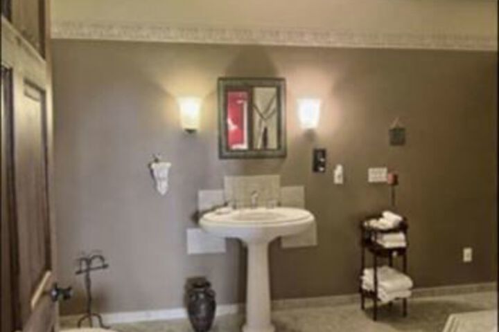 Room 3 of 26