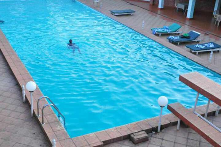 Pool 8 of 13