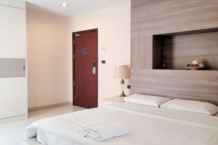 Room 20 of 53