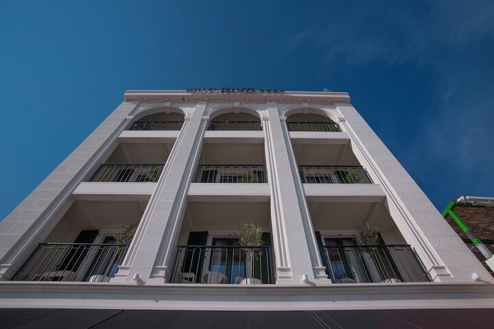 Hotel 73 of 78