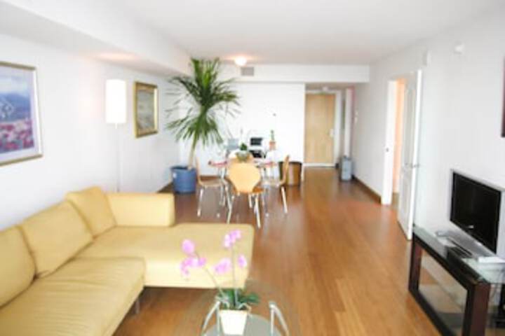 Hotel Entry
