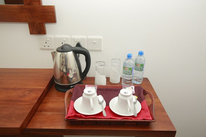 Breakfast/Coffee Service 25 of 48