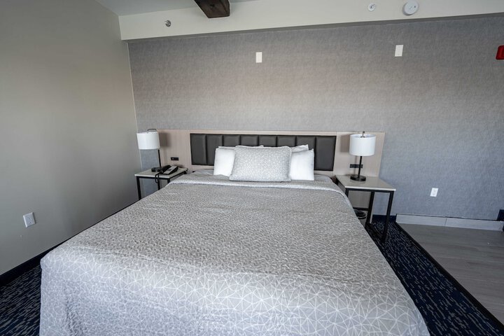 Room 45 of 83