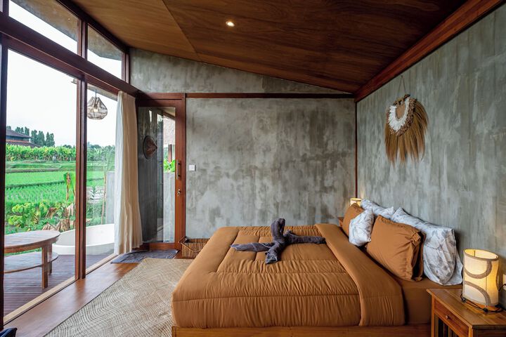 Room 4 of 47