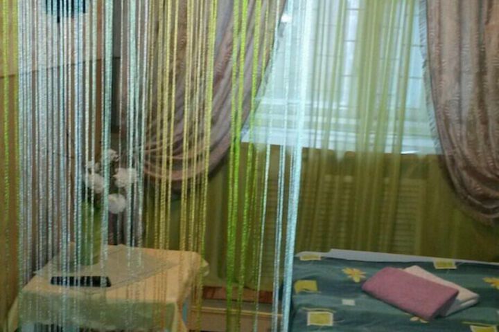 Room 3 of 16