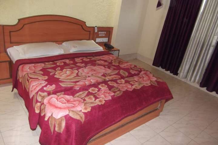 Room 8 of 23