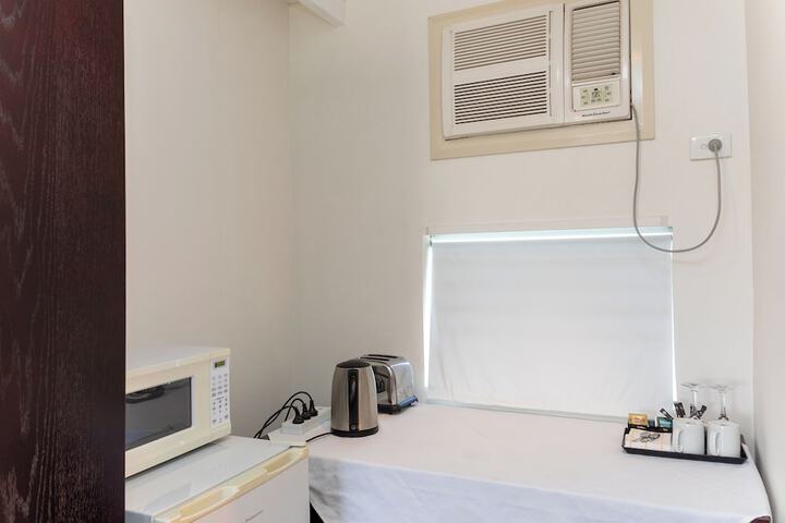 Room 8 of 65