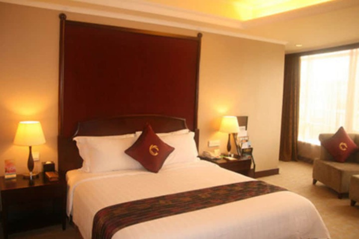 Room 13 of 53