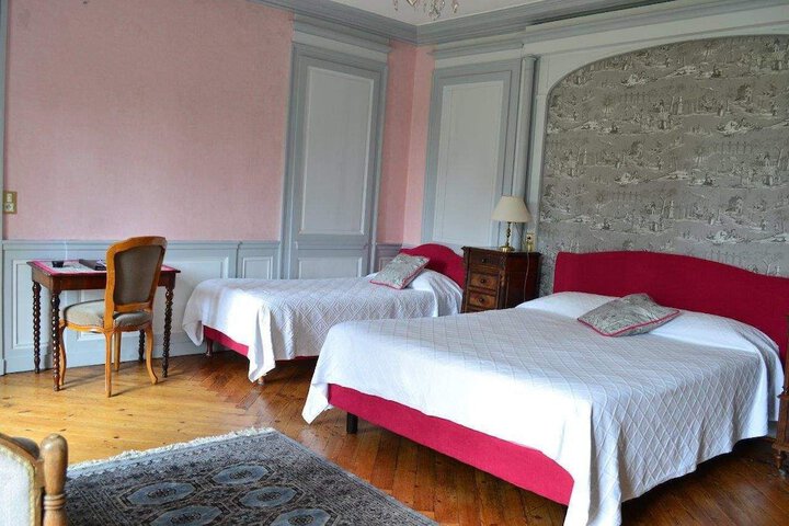 Room 4 of 54