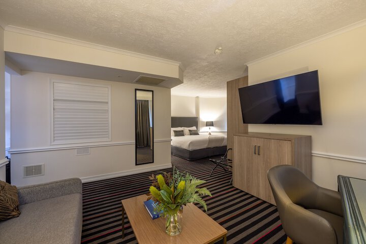 Room 14 of 43