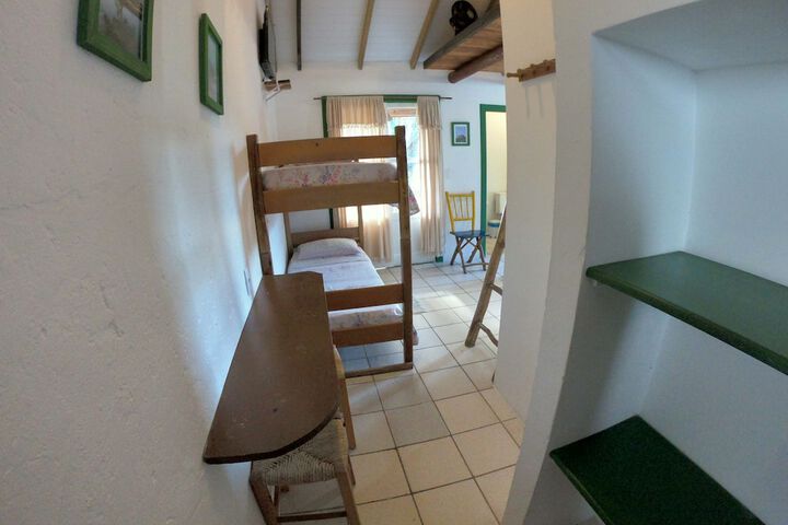 Room 19 of 104